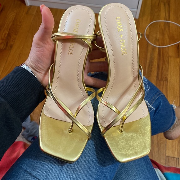 Heels - Picture 2 of 4